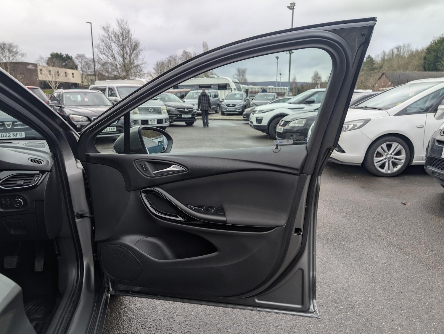 Used Vauxhall Astra 2017 for sale - 77691063: Photo 17