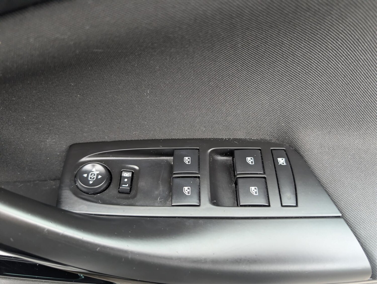 Used Vauxhall Astra 2017 for sale - 77691063: Photo 18