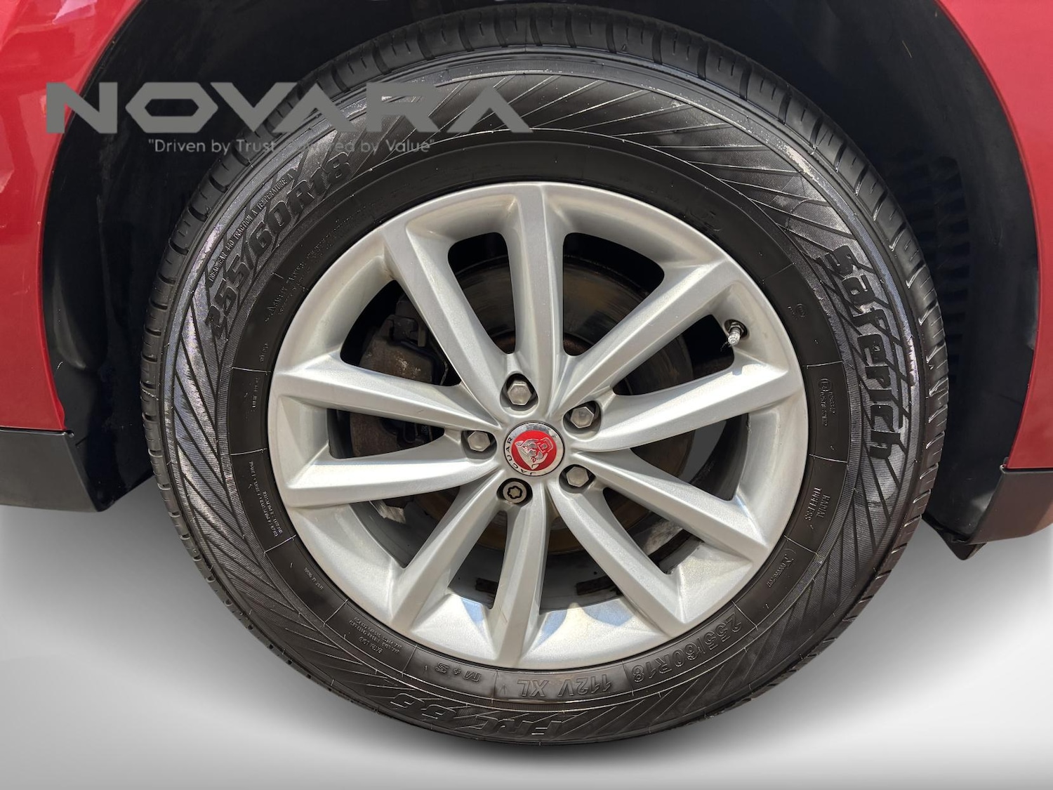 Used Jaguar F-Pace 2016 for sale - 77696985: Photo 22