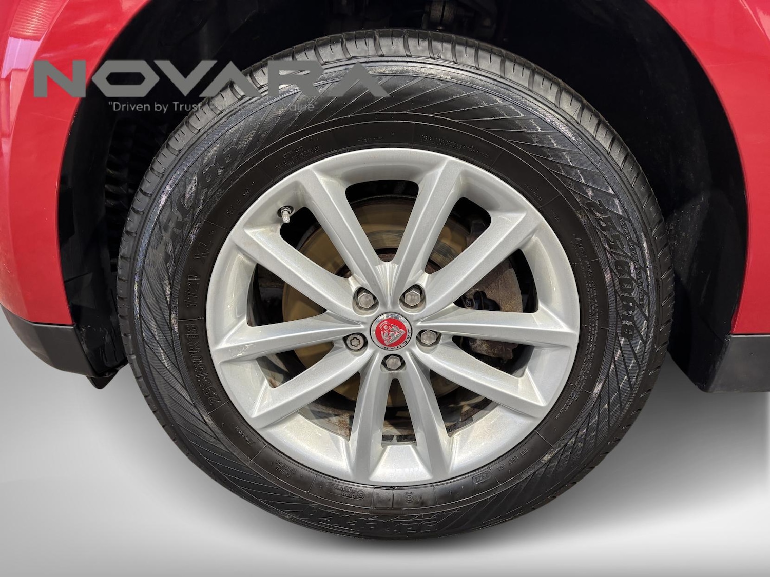 Used Jaguar F-Pace 2016 for sale - 77696985: Photo 24