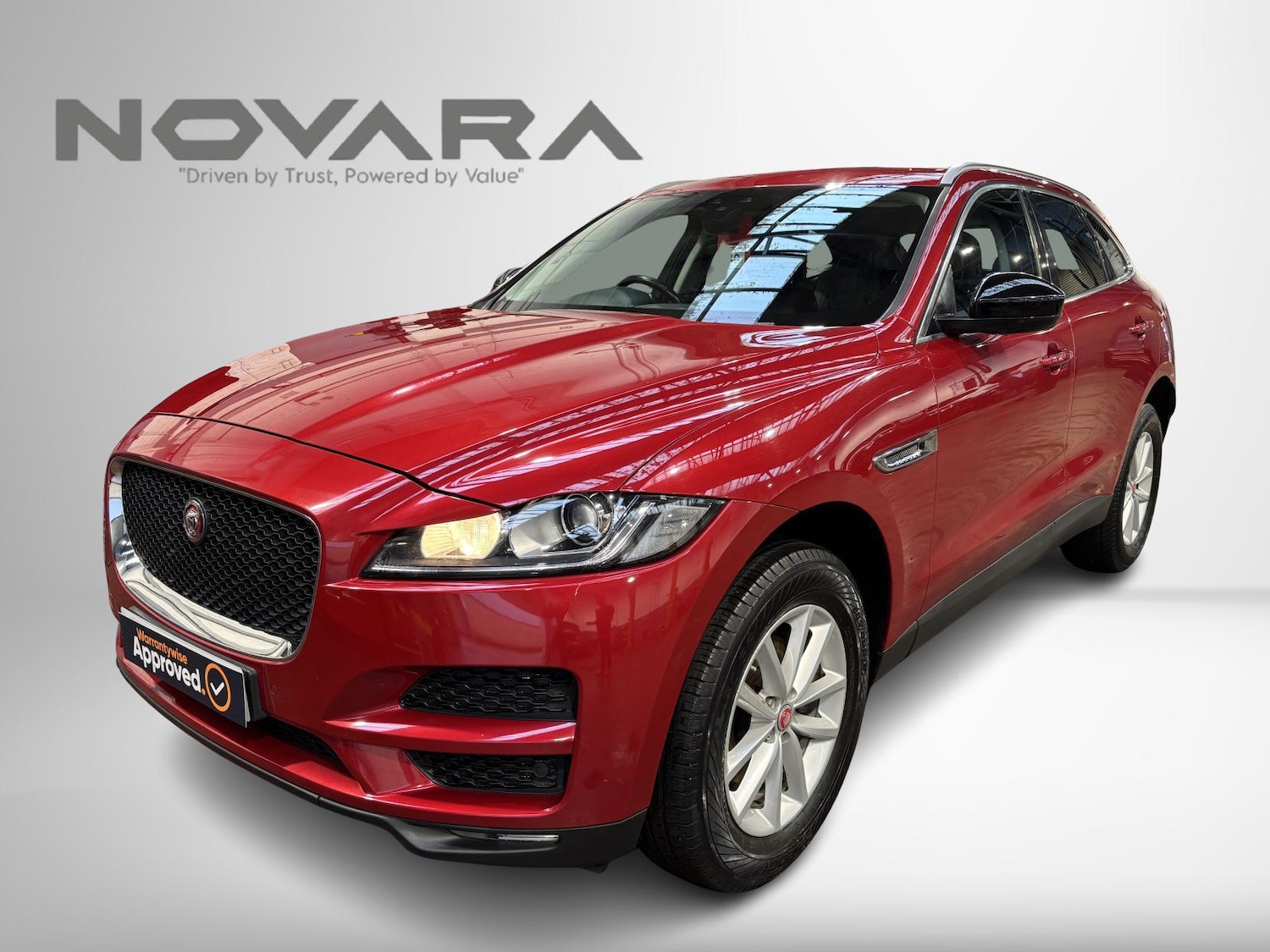 Used Jaguar F-Pace 2016 for sale - 77696985: Photo 3