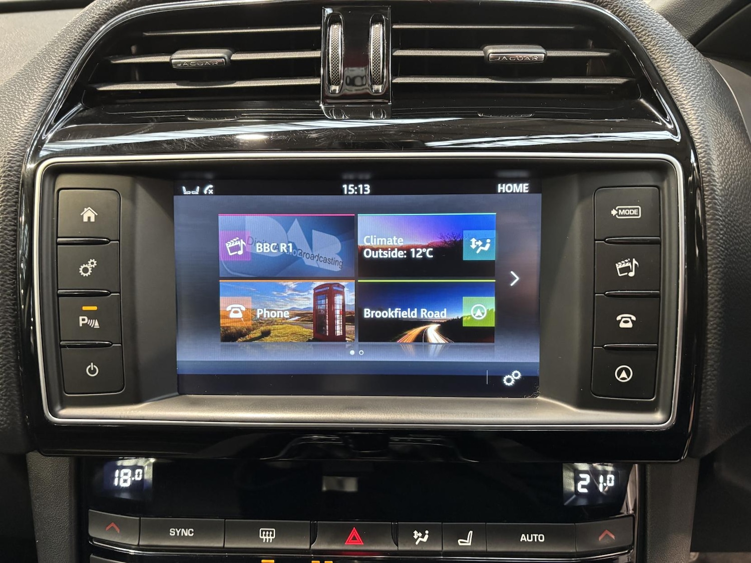 Used Jaguar F-Pace 2016 for sale - 77696985: Photo 30