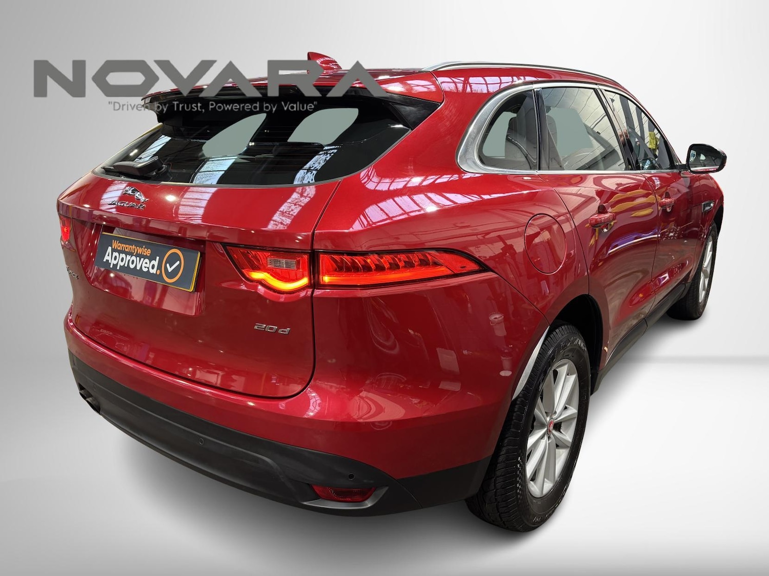 Used Jaguar F-Pace 2016 for sale - 77696985: Photo 9