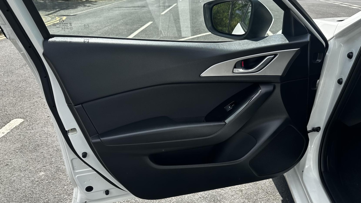 Used Mazda Mazda3 2017 for sale - 78071691: Photo 32