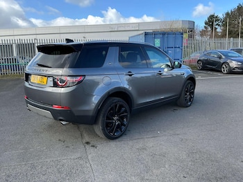 Used Land Rover Discovery Sport 2019 for sale - 77890167: Photo