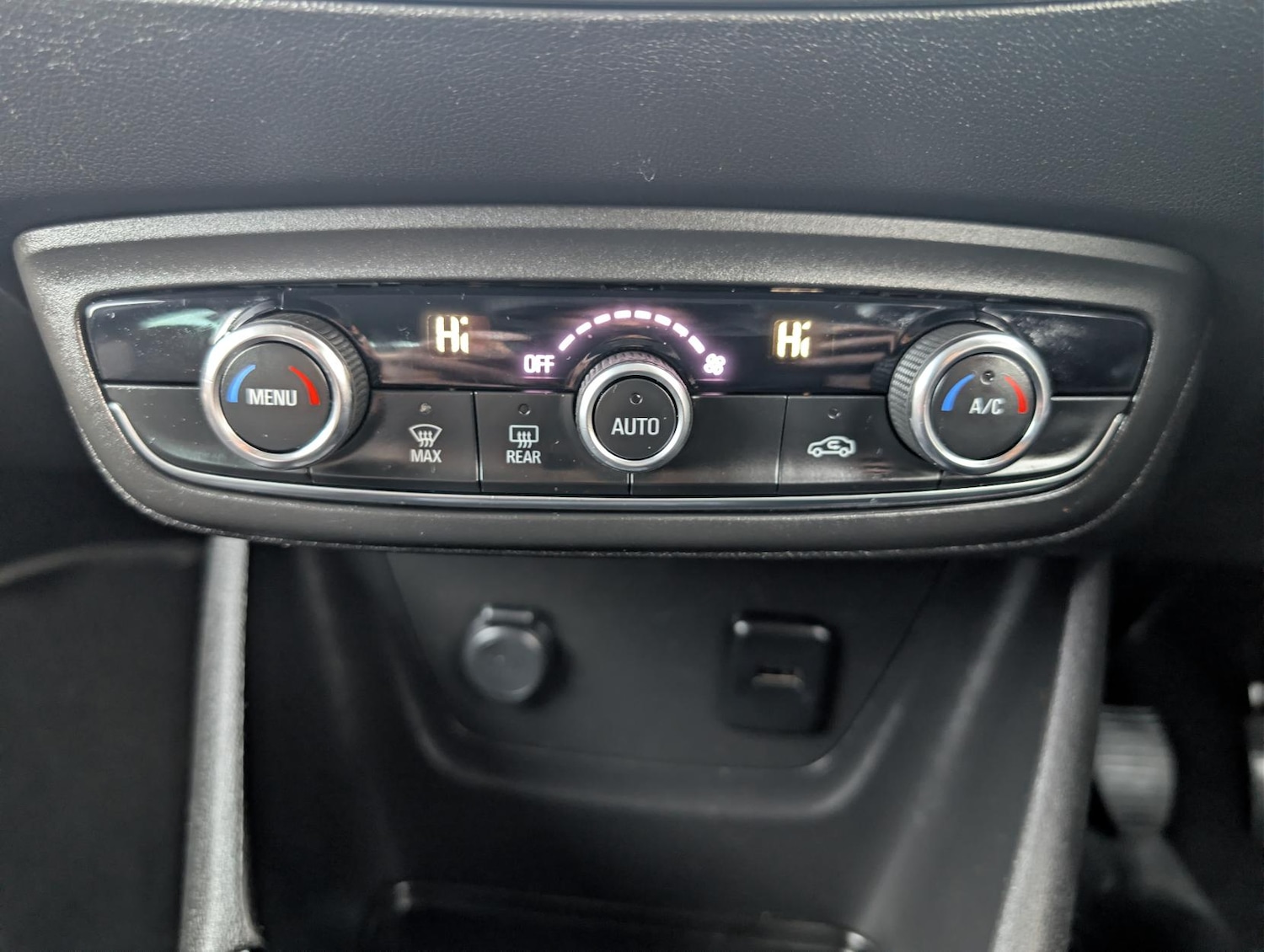 Used Vauxhall Crossland X 2019 for sale - 77696975: Photo 36