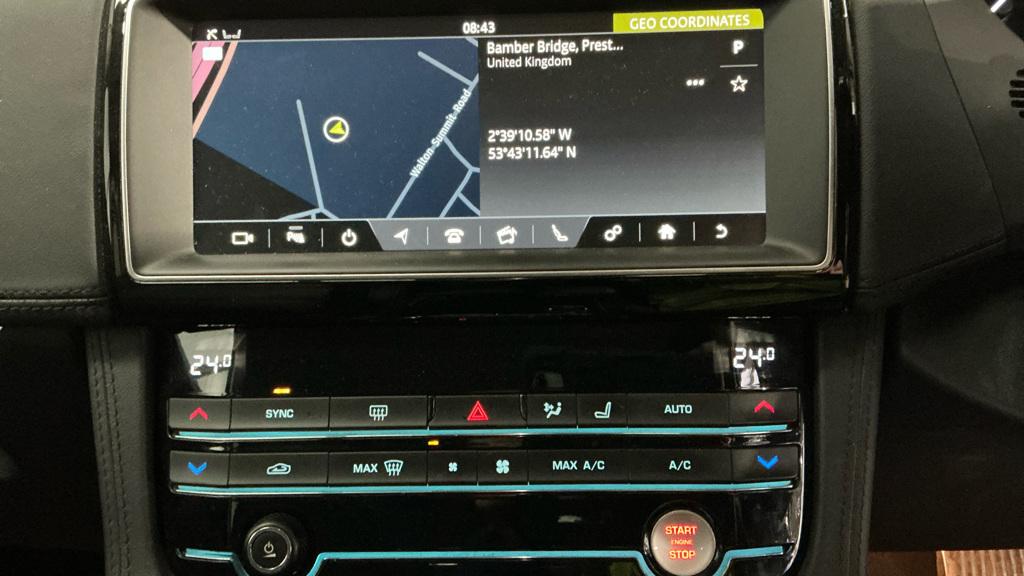 Used Jaguar F-Pace 2018 for sale - 77746252: Photo 11