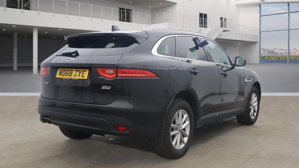 Used Jaguar F-Pace 2018 for sale - 77746252: Photo 4