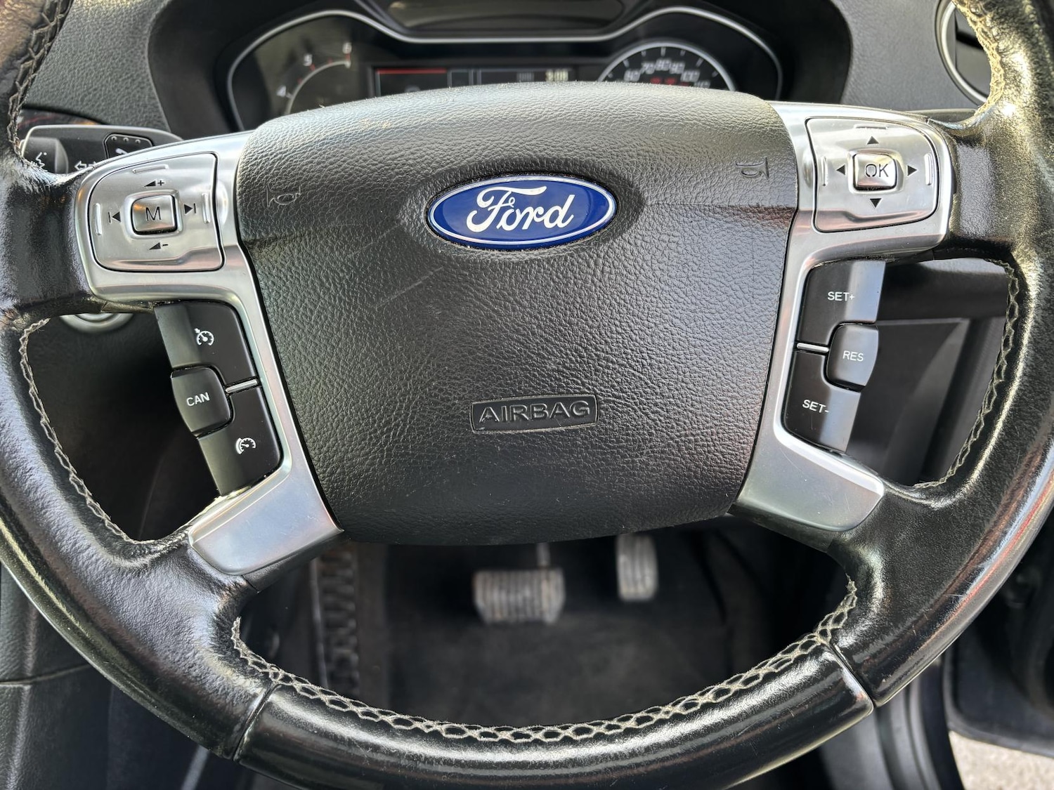 Used Ford Galaxy 2013 for sale - 77696993: Photo 24