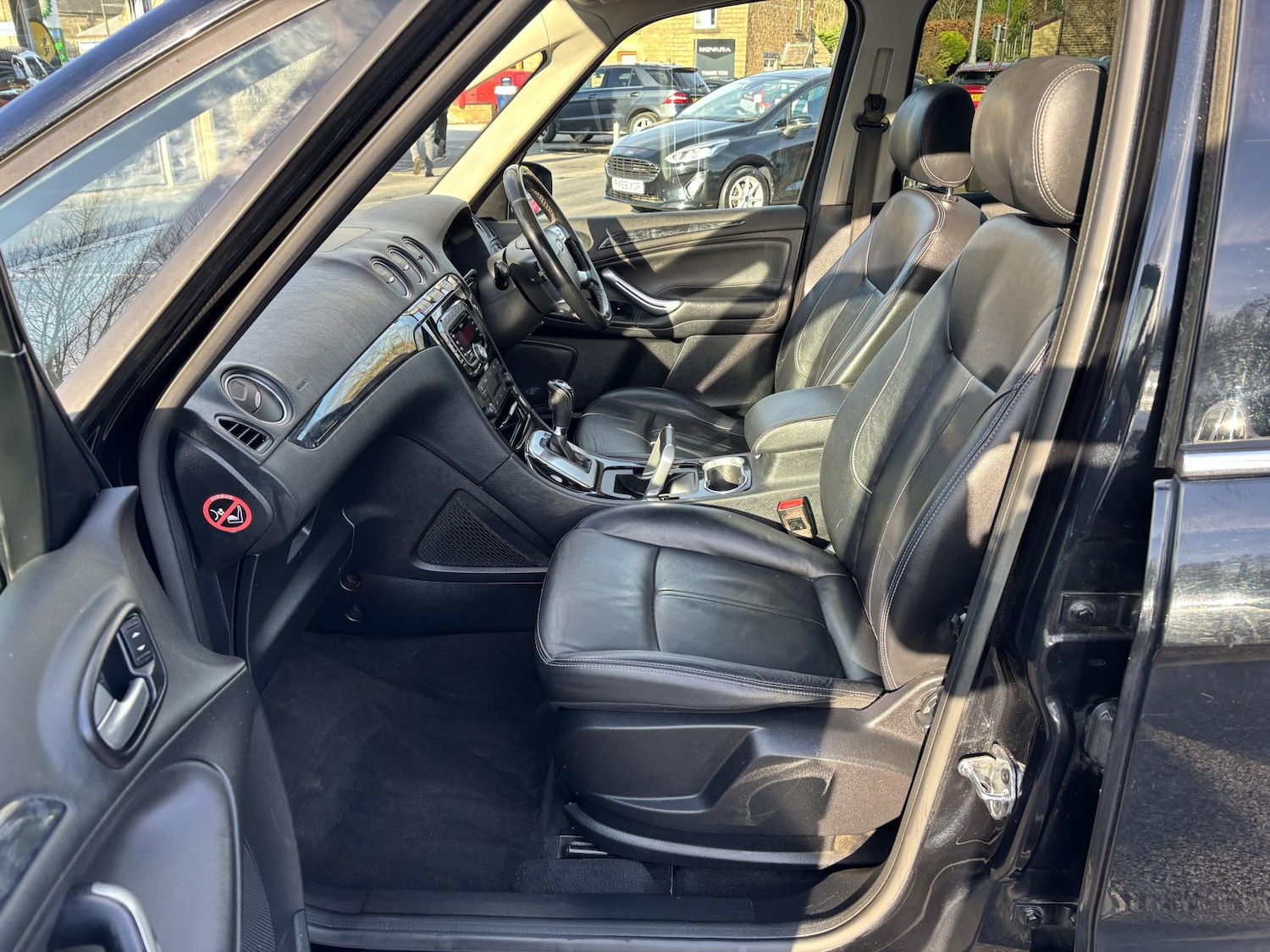 Used Ford Galaxy 2013 for sale - 77696993: Photo 34