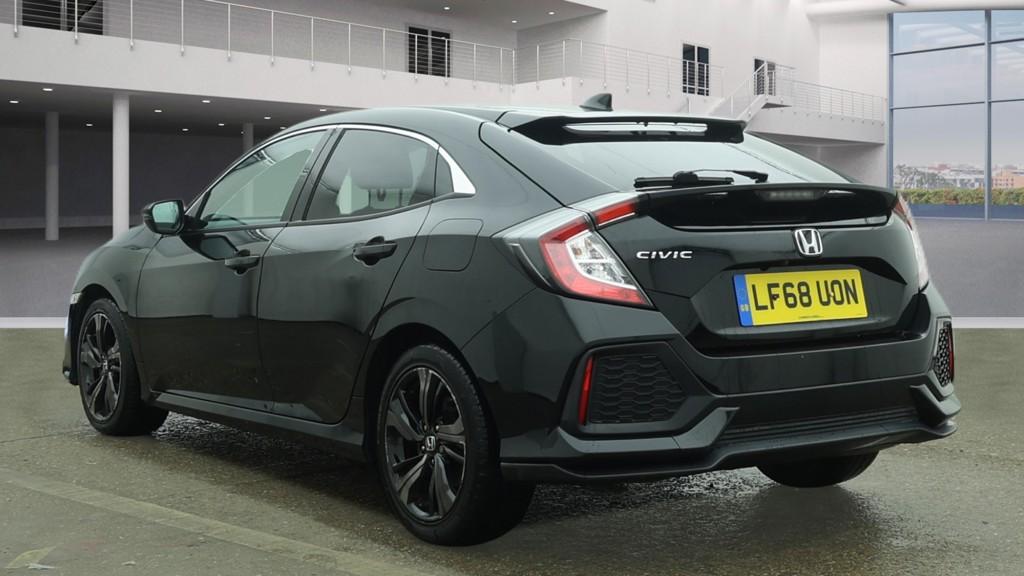 Used Honda Civic 2018 for sale - 77833764: Photo 4