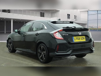 Used Honda Civic 2018 for sale - 77833764: Photo