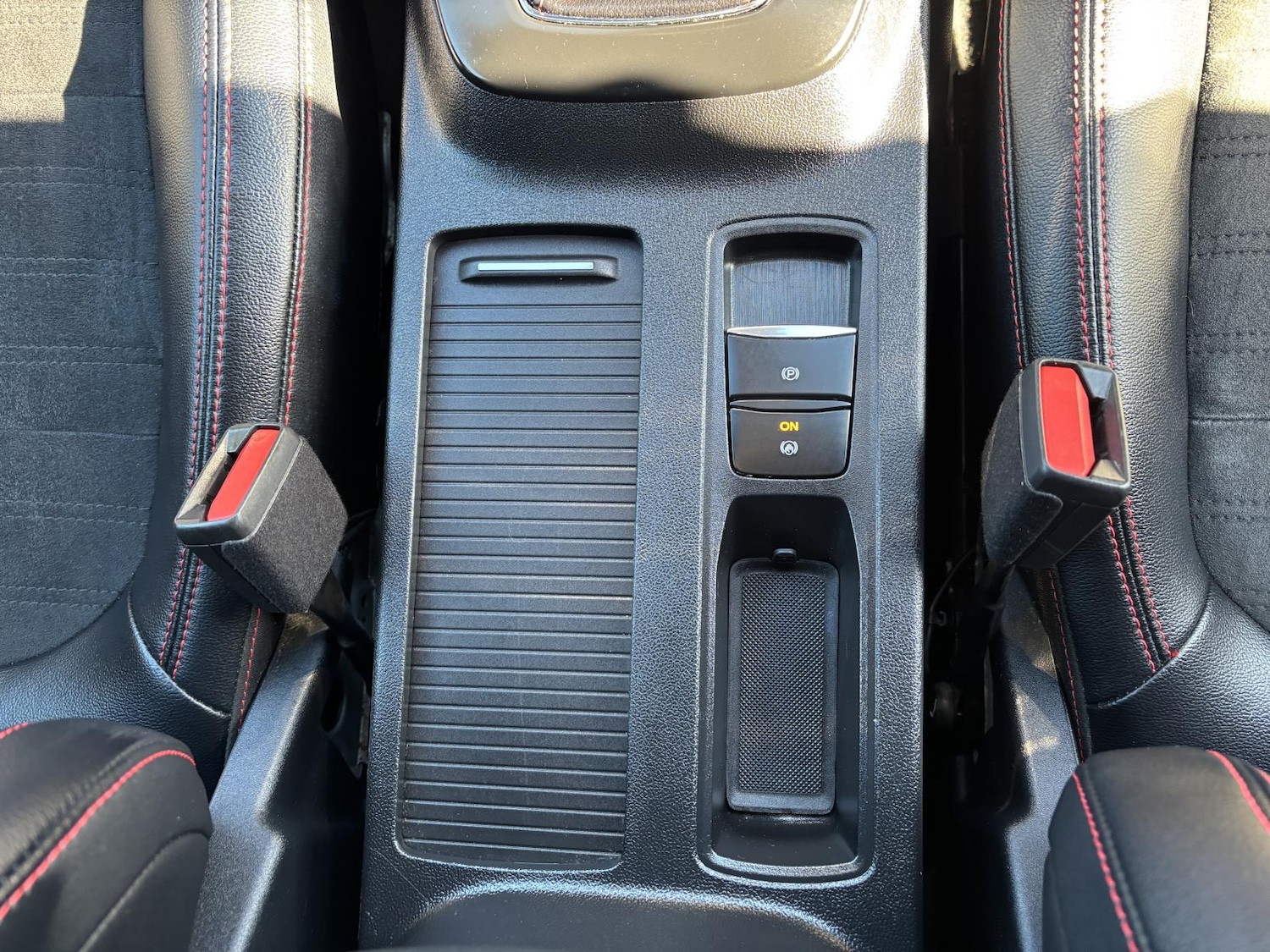 Used Ford Kuga 2022 for sale - 77921752: Photo 32