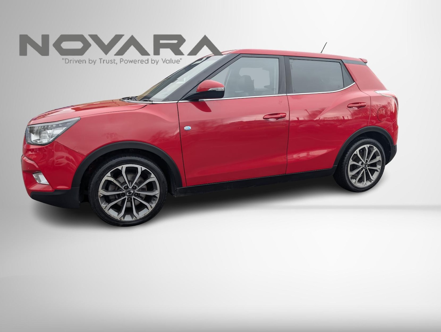 Used Ssangyong Tivoli 2017 for sale - 77697011: Photo 3