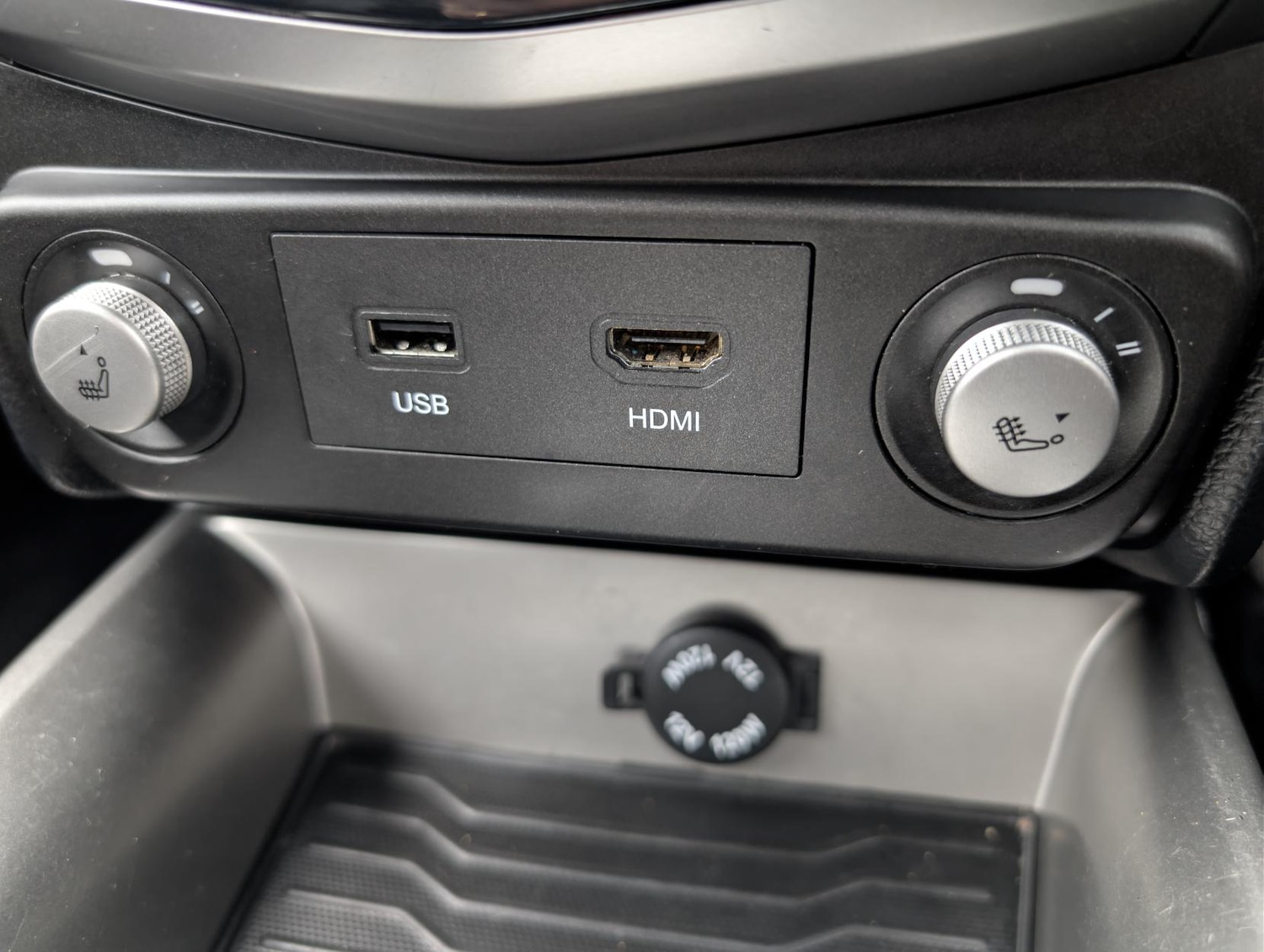 Used Ssangyong Tivoli 2017 for sale - 77697011: Photo 34