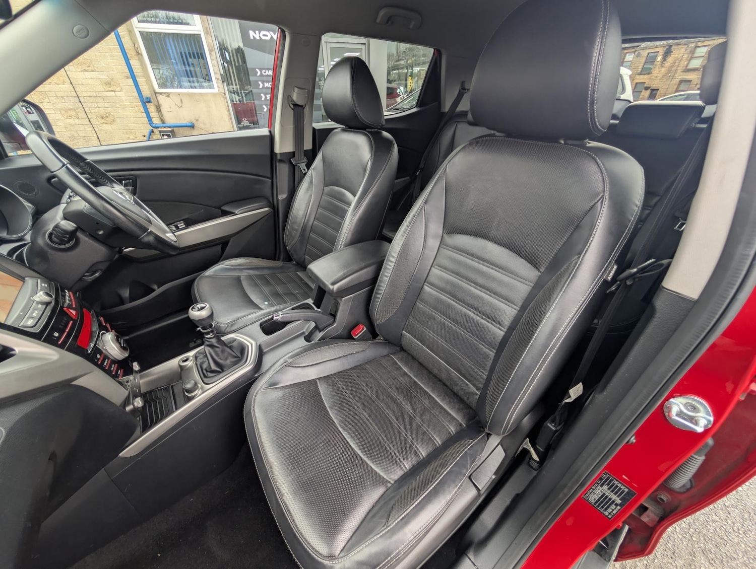 Used Ssangyong Tivoli 2017 for sale - 77697011: Photo 35