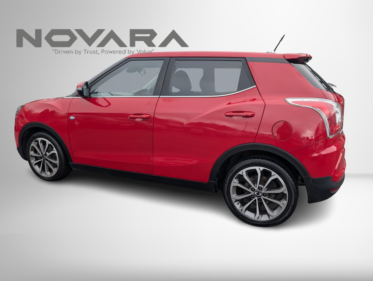 Used Ssangyong Tivoli 2017 for sale - 77697011: Photo 5