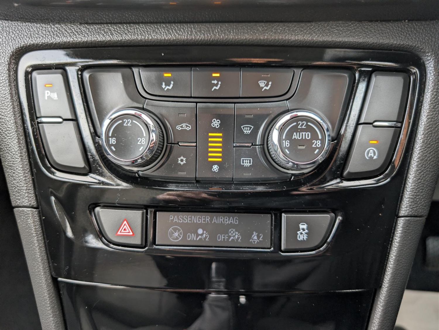 Used Vauxhall Mokka X 2018 for sale - 77696977: Photo 29