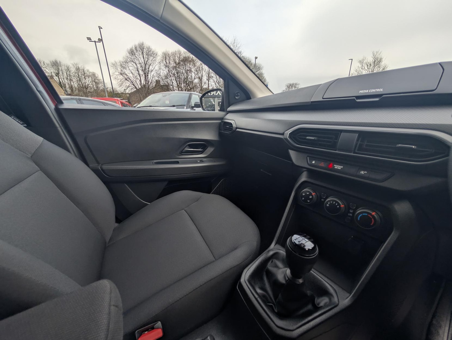 Used Dacia Sandero 2022 for sale - 77696980: Photo 32