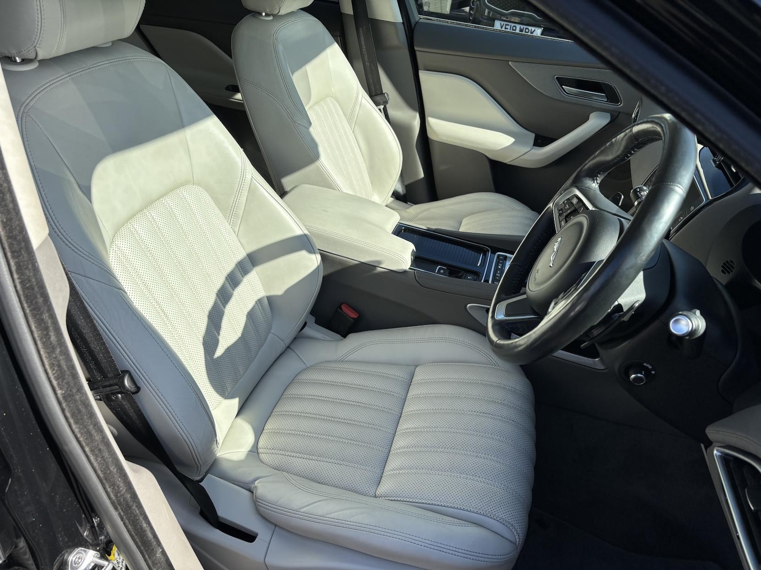 Used Jaguar F-Pace 2018 for sale - 78028182: Photo 41