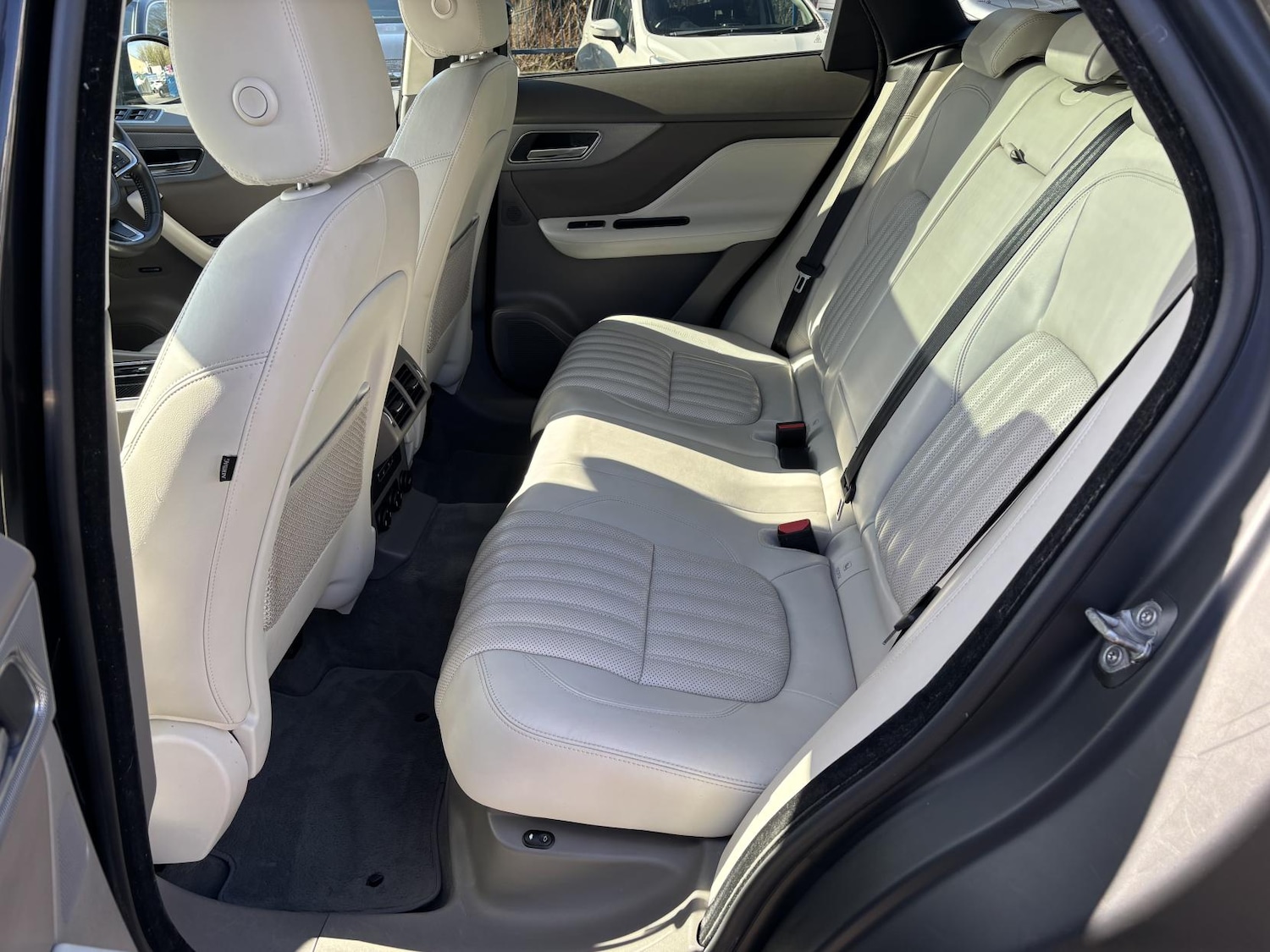 Used Jaguar F-Pace 2018 for sale - 78028182: Photo 48