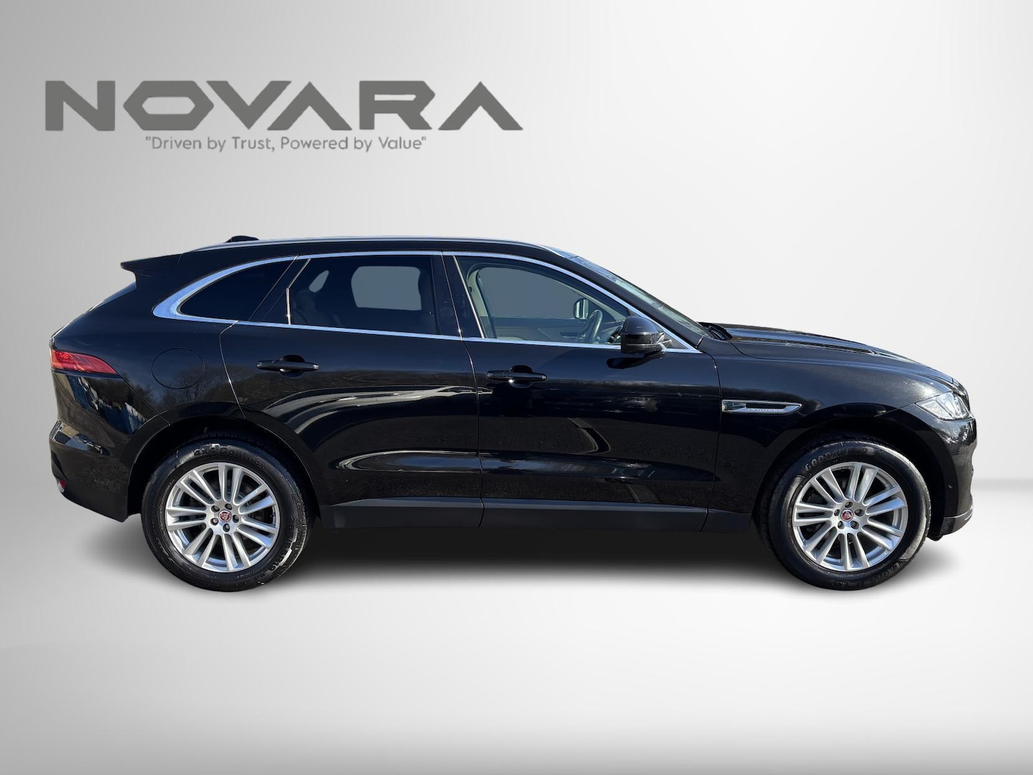Used Jaguar F-Pace 2018 for sale - 78028182: Photo 8