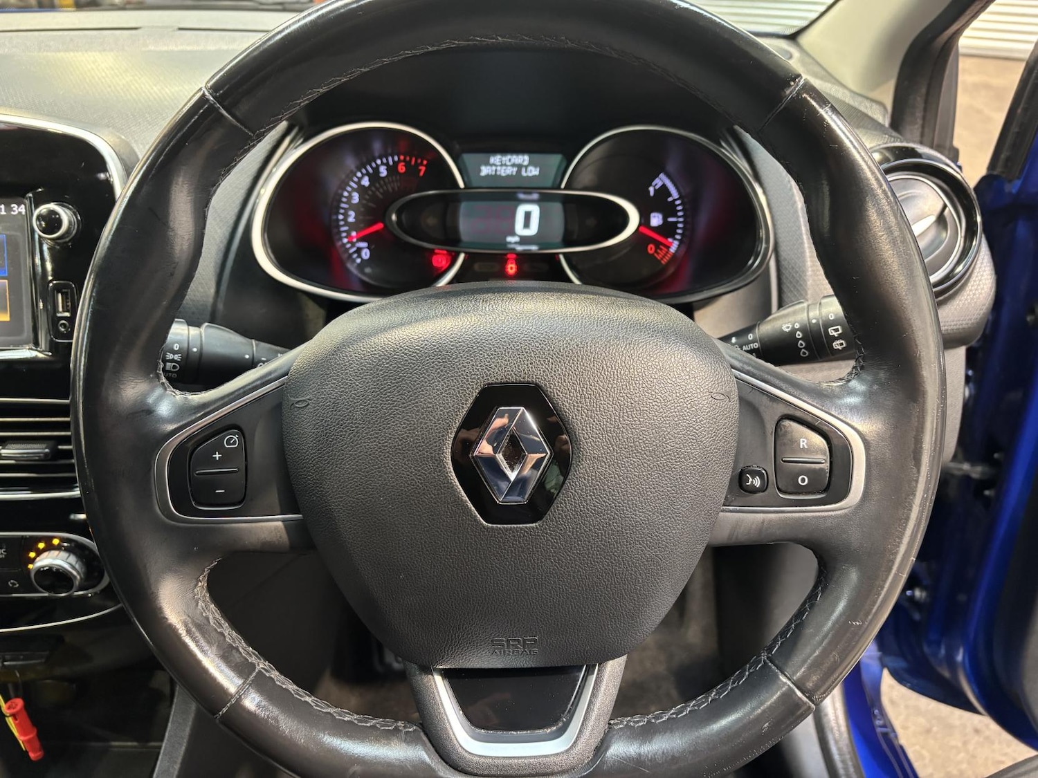 Used Renault Clio 2018 for sale - 77697003: Photo 26