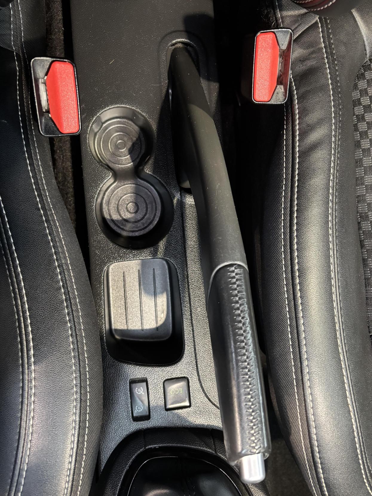 Used Renault Clio 2018 for sale - 77697003: Photo 32