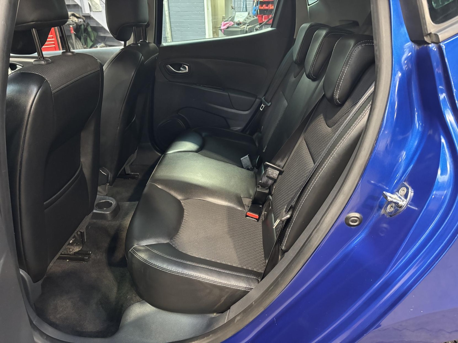 Used Renault Clio 2018 for sale - 77697003: Photo 42