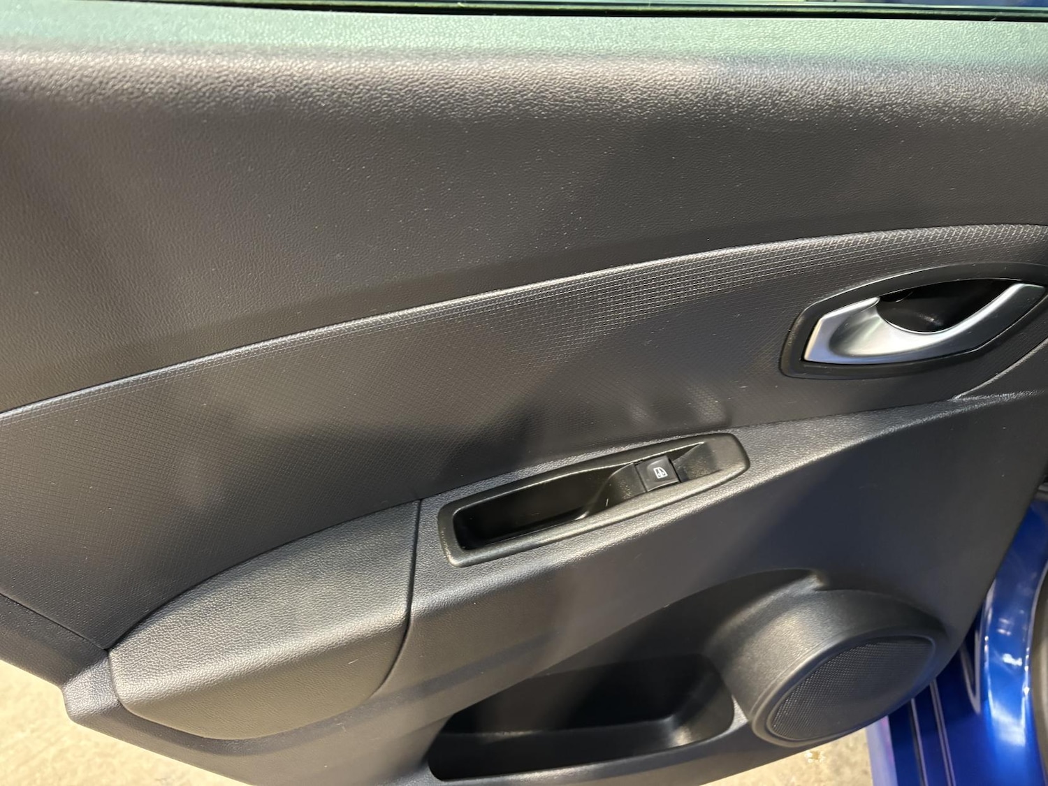 Used Renault Clio 2018 for sale - 77697003: Photo 49