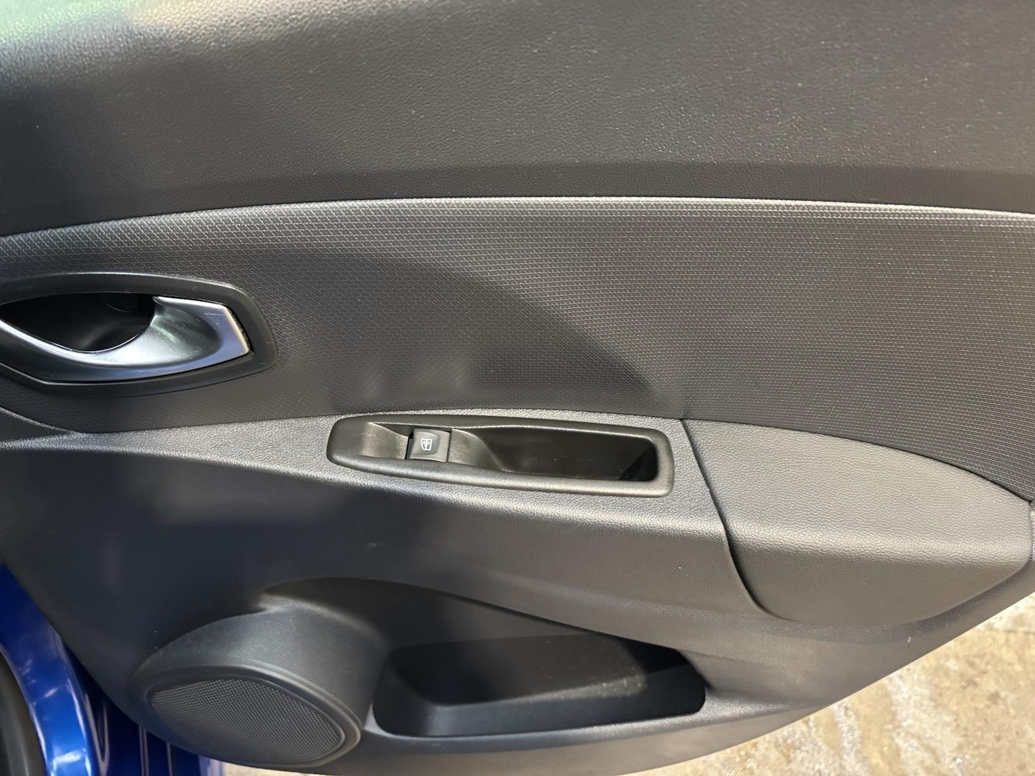 Used Renault Clio 2018 for sale - 77697003: Photo 50