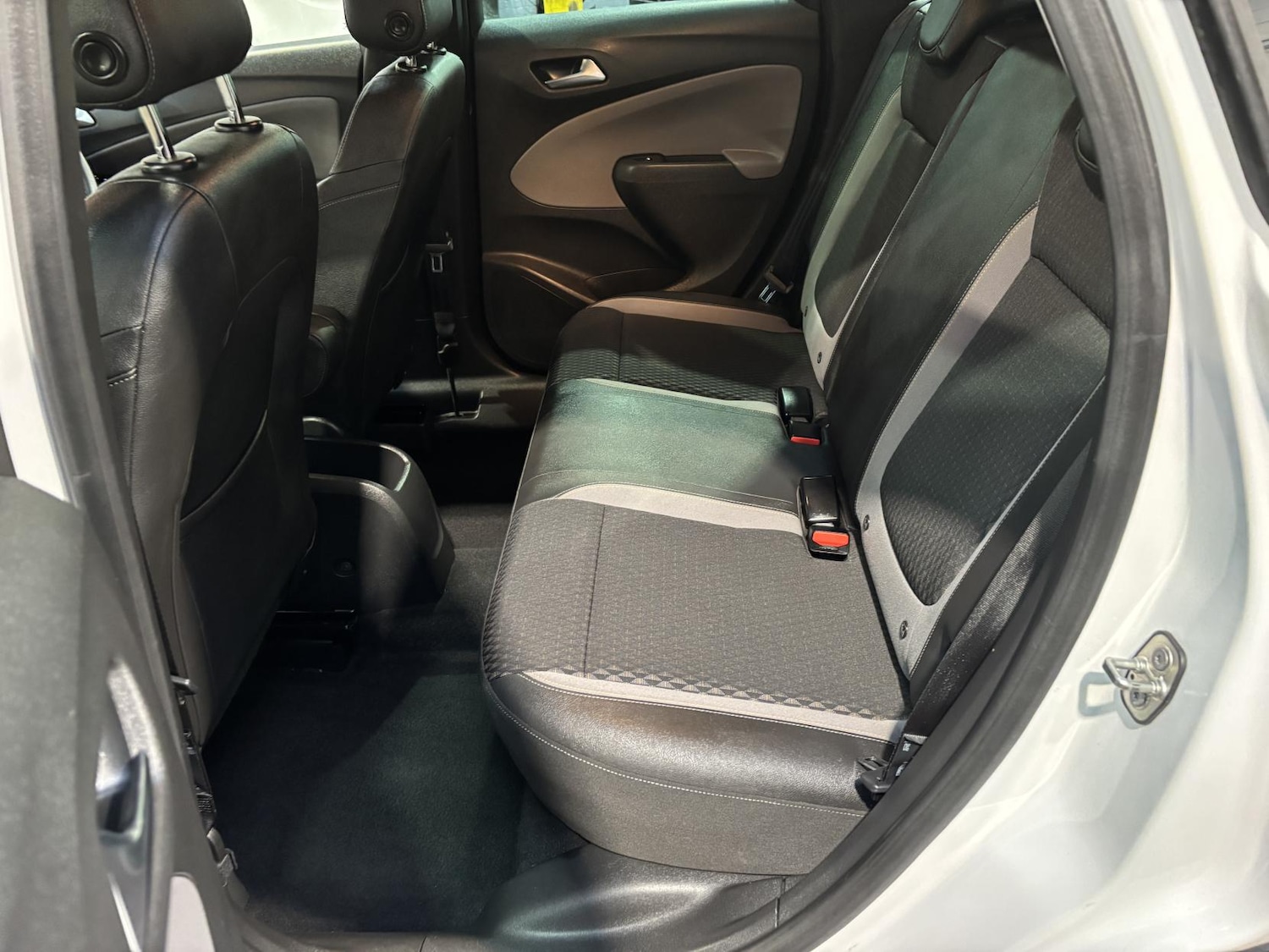 Used Vauxhall Crossland X 2019 for sale - 77697006: Photo 40