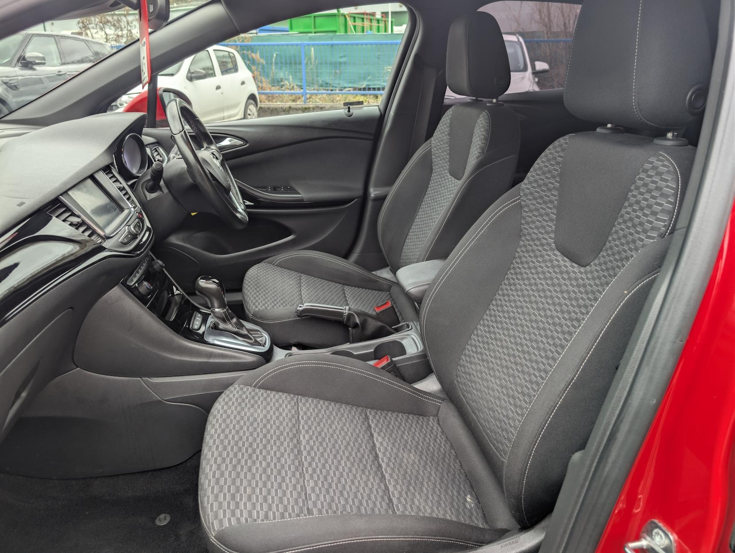 Used Vauxhall Astra 2017 for sale - 77696996: Photo 41