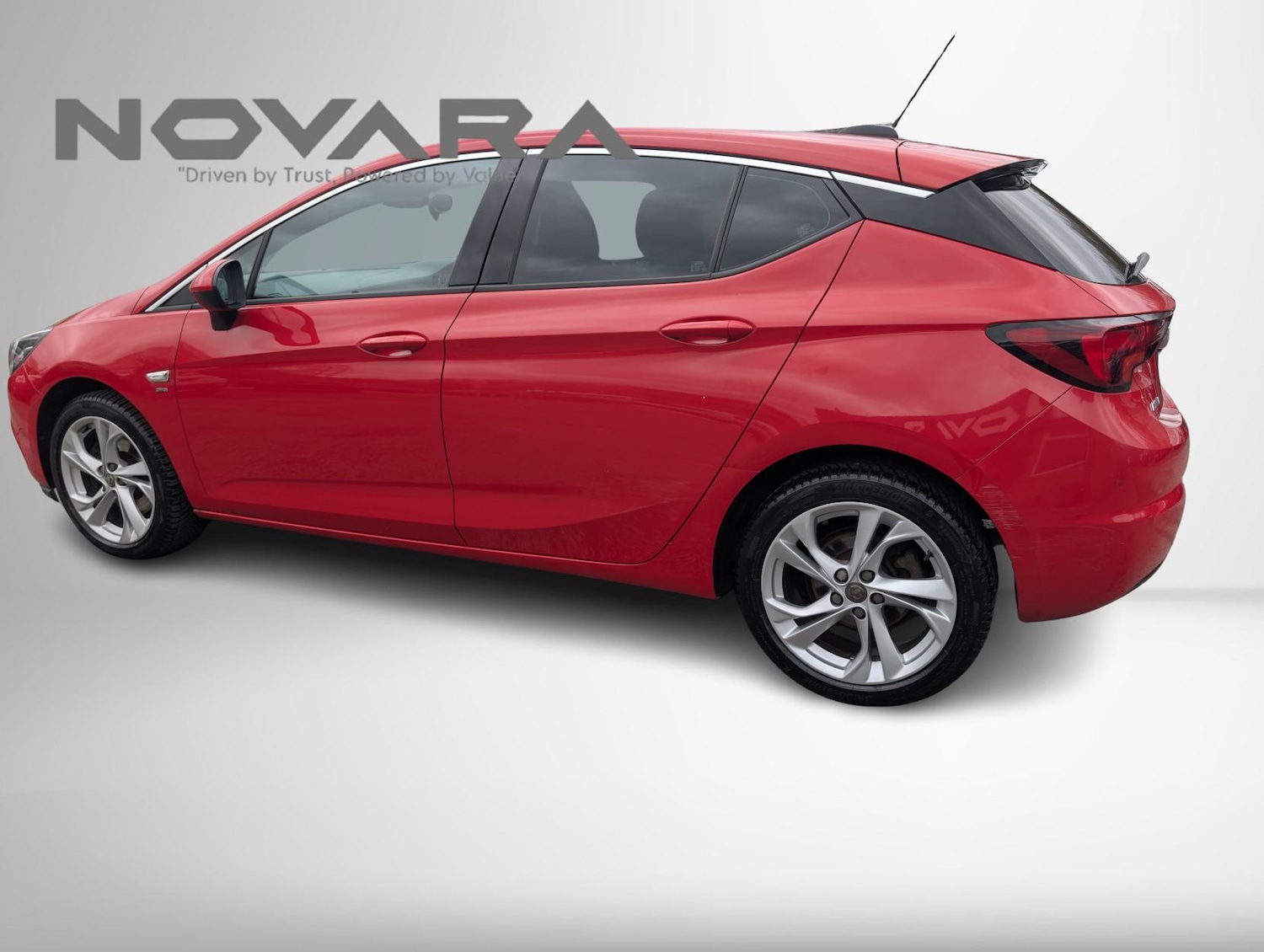 Used Vauxhall Astra 2017 for sale - 77696996: Photo 5