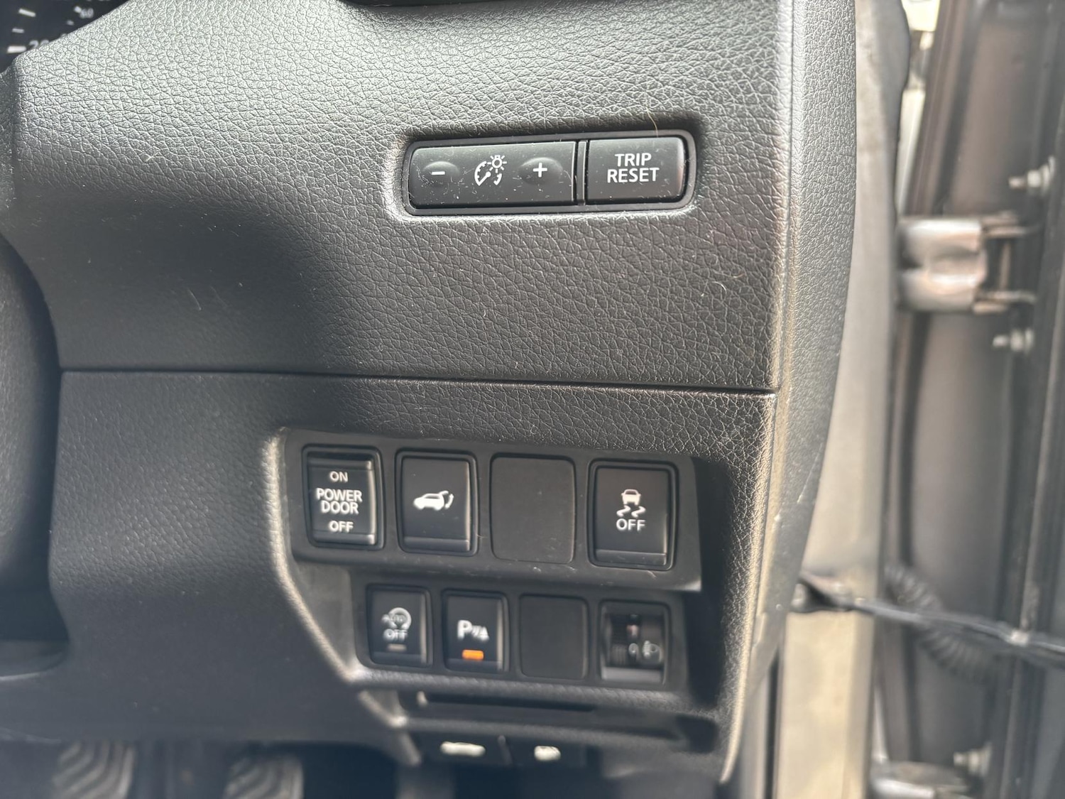 Used Nissan X-Trail 2016 for sale - 77696998: Photo 30