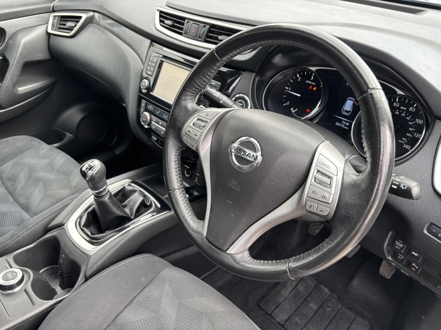 Used Nissan X-Trail 2016 for sale - 77696998: Photo 36