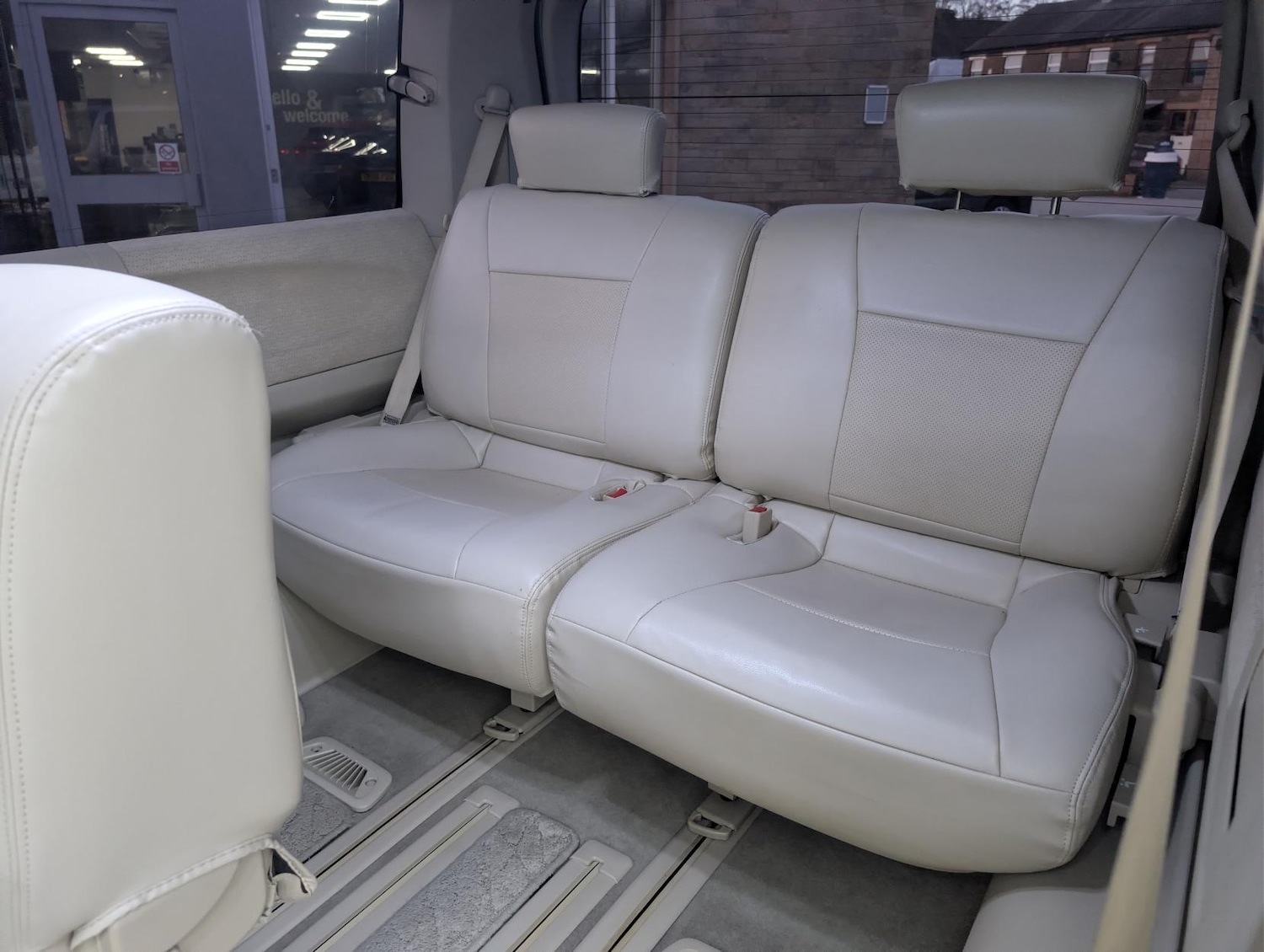 Used Nissan Elgrand 2022 for sale - 77697000: Photo 43