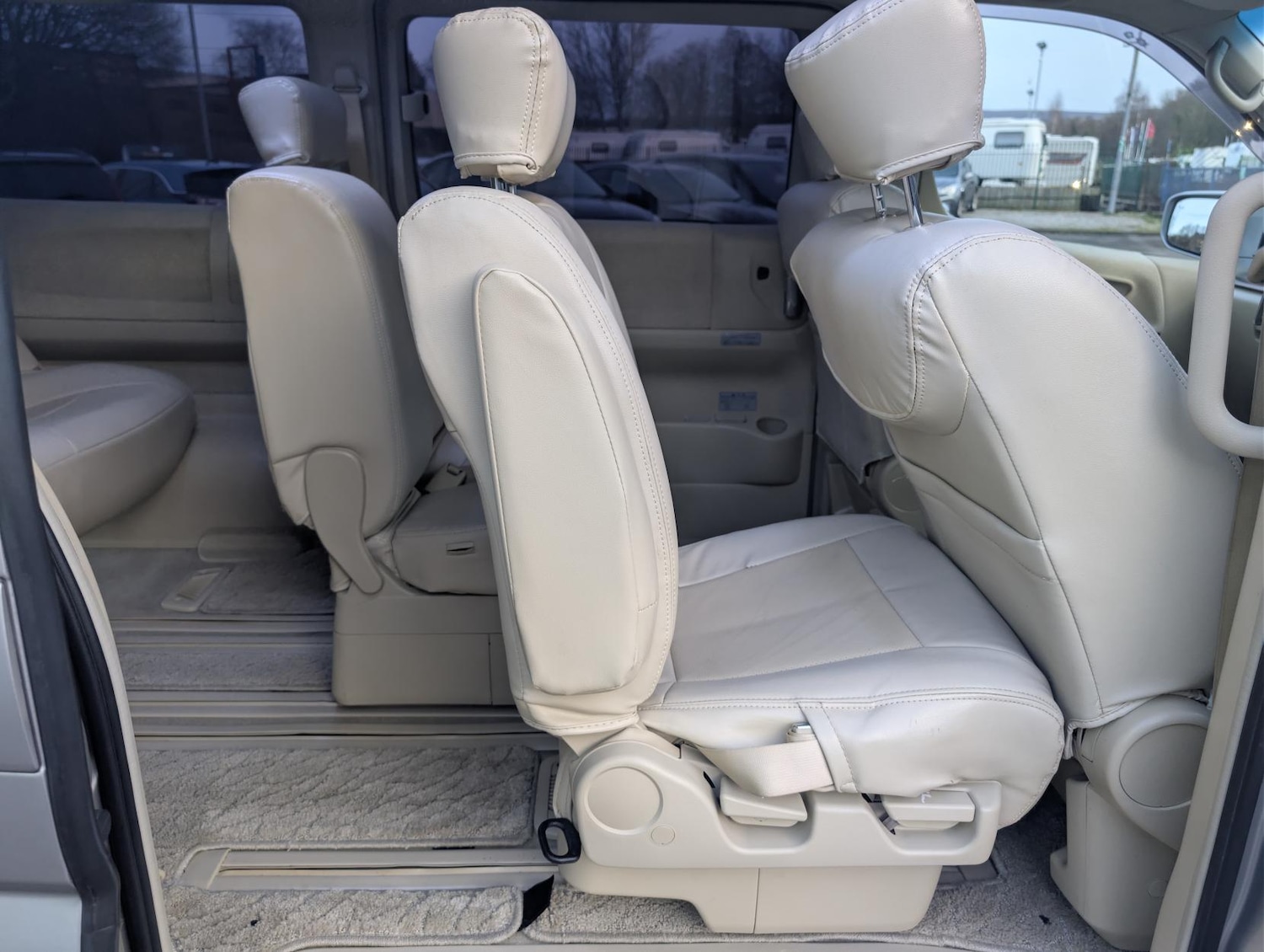 Used Nissan Elgrand 2022 for sale - 77697000: Photo 45