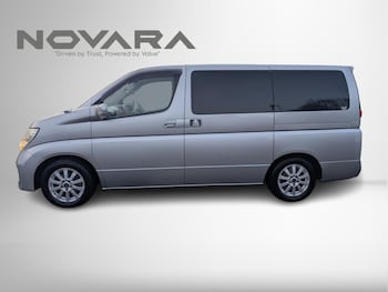 Used Nissan Elgrand 2022 for sale - 77697000: Photo