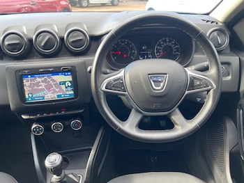 Used Dacia Duster 2018 for sale - 75949151: Photo