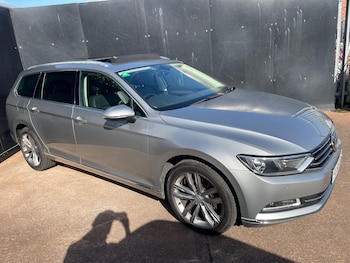 Volkswagen - Passat