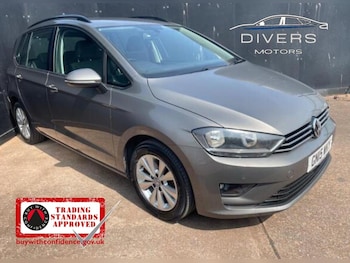 Used Volkswagen Golf SV 2015 for sale - 75647052: Photo