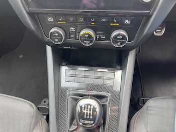 Used Skoda Octavia 2017 for sale - 75978250: Photo