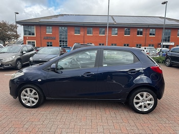 Used Mazda Mazda2 2013 for sale - 75970157: Photo