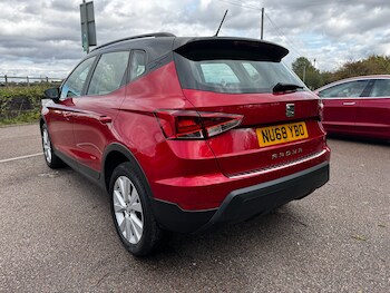 Used SEAT Arona 2018 for sale - 75999417: Photo
