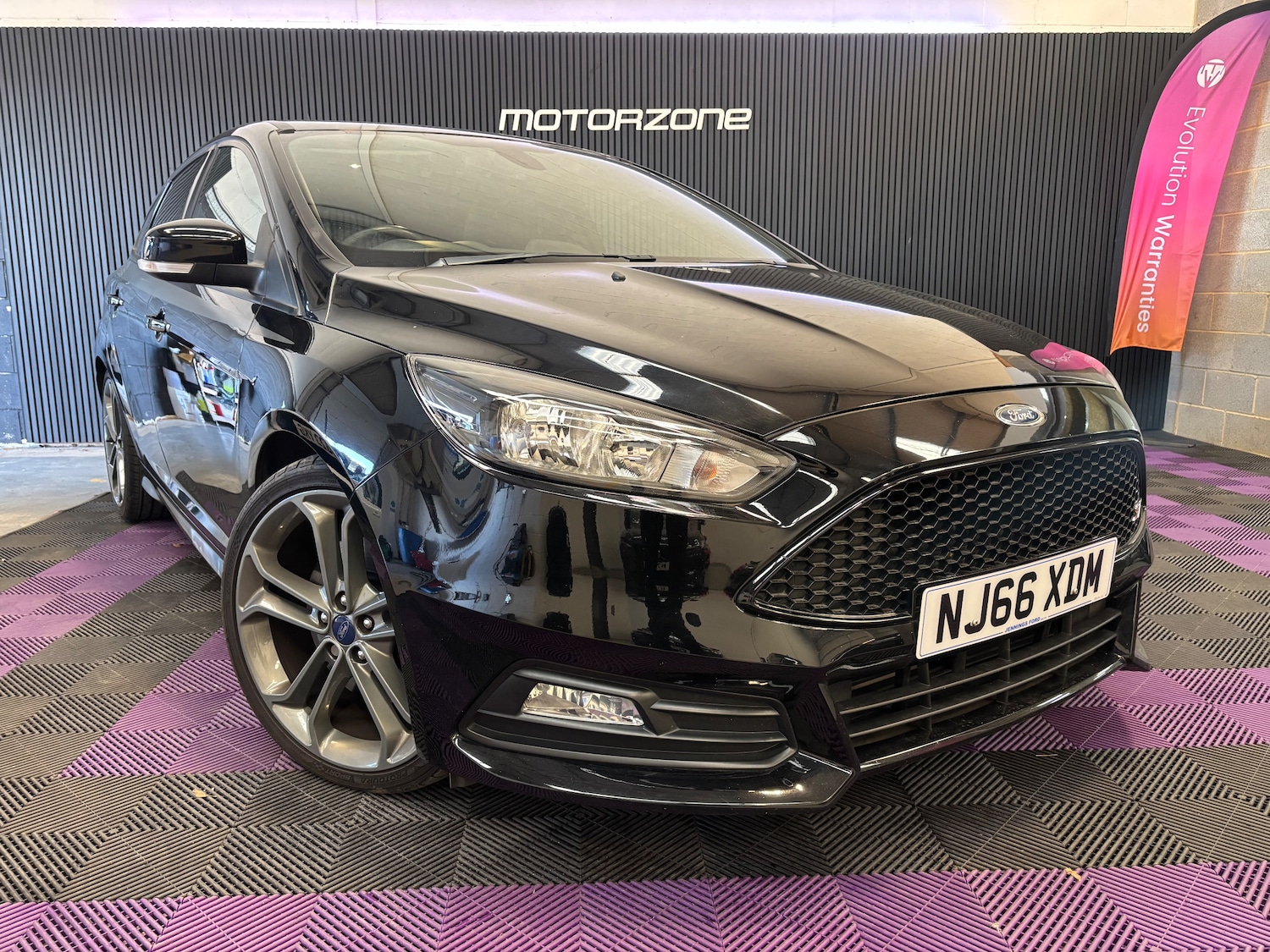 Used Ford Focus 2016 for sale - 76386861: Photo 1