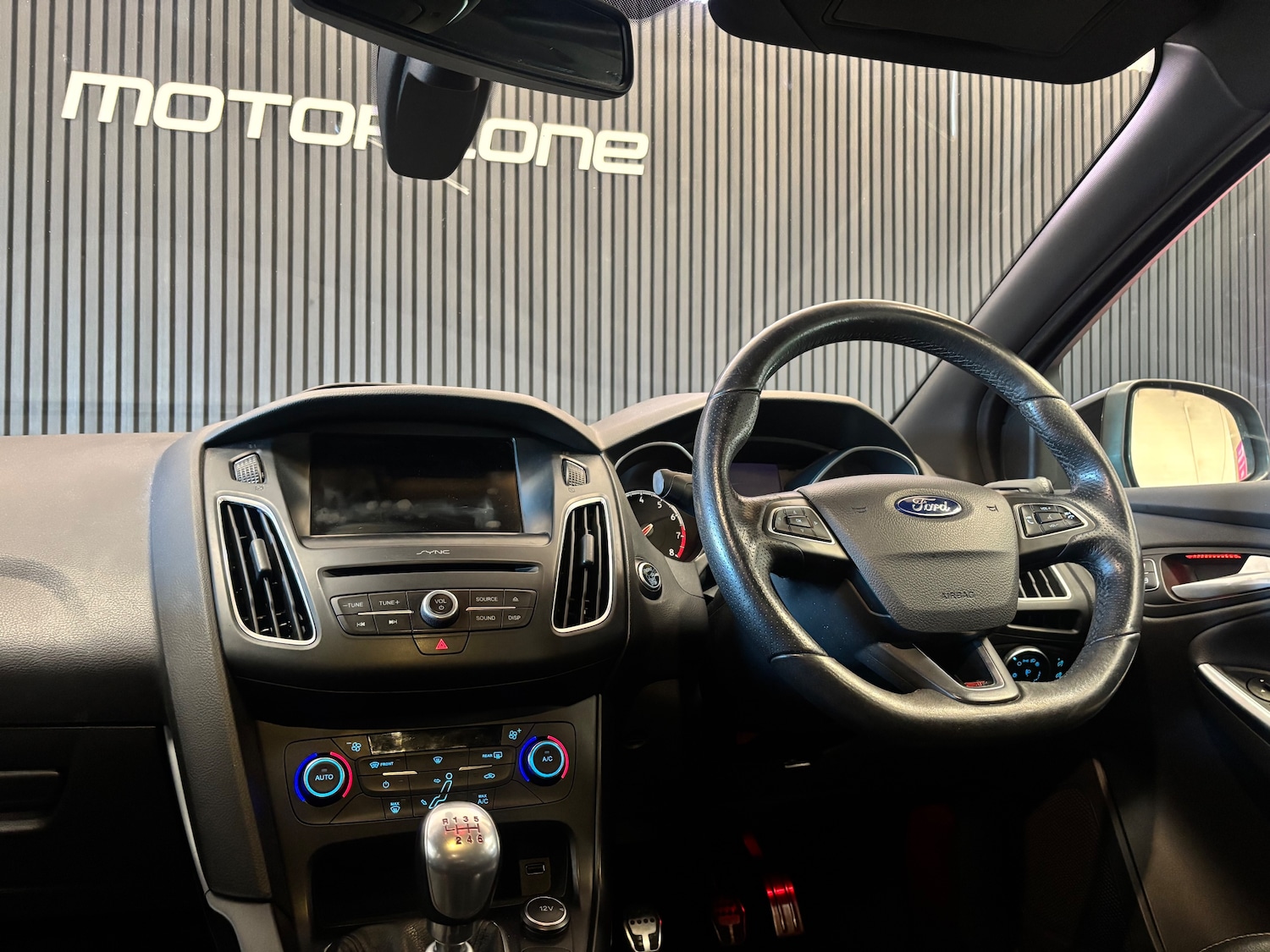 Used Ford Focus 2016 for sale - 76386861: Photo 11