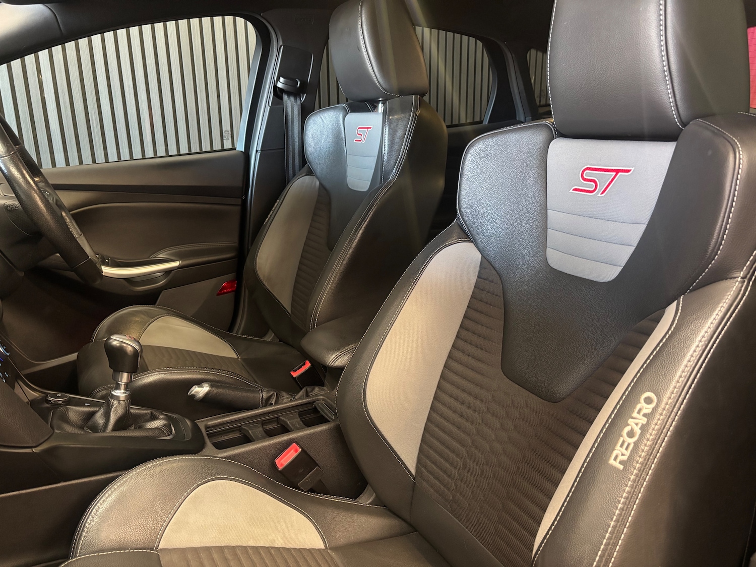 Used Ford Focus 2016 for sale - 76386861: Photo 3