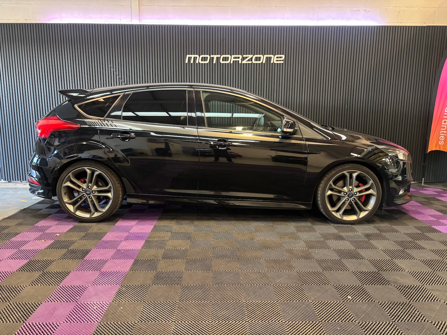 Used Ford Focus 2016 for sale - 76386861: Photo 6