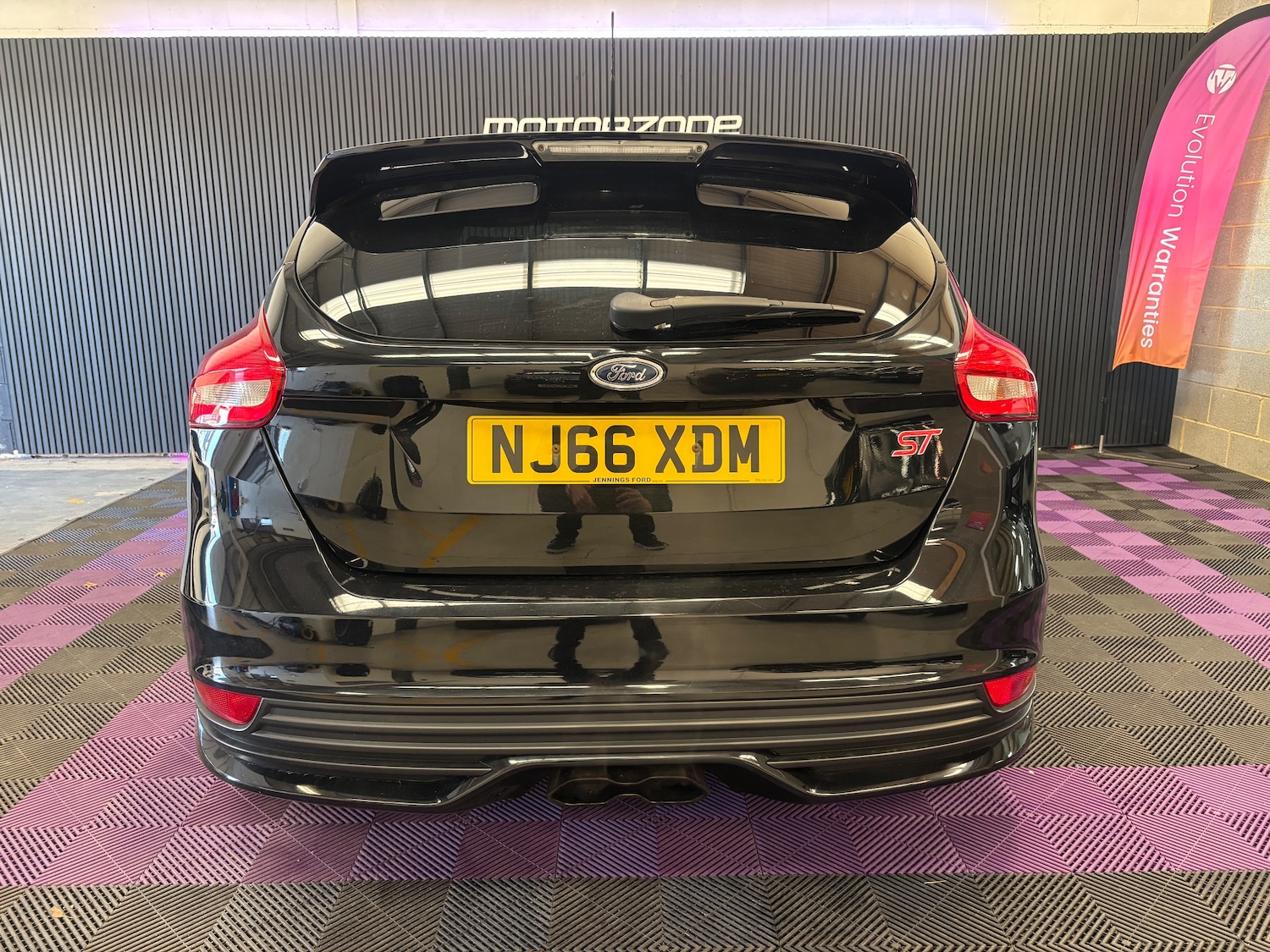Used Ford Focus 2016 for sale - 76386861: Photo 8